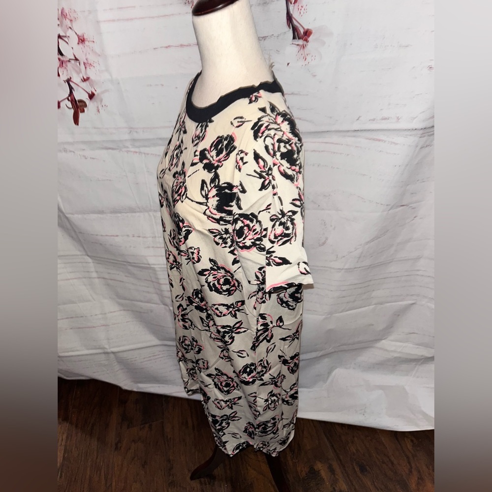 Truth Dress - Picture 5 of 6